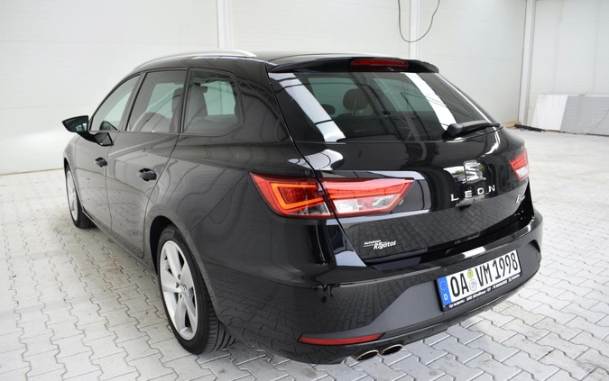 Seat Leon cena 49900 przebieg: 198000, rok produkcji 2015 z Elbląg małe 631